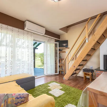 Lovely In Kunovac Kupirovacki